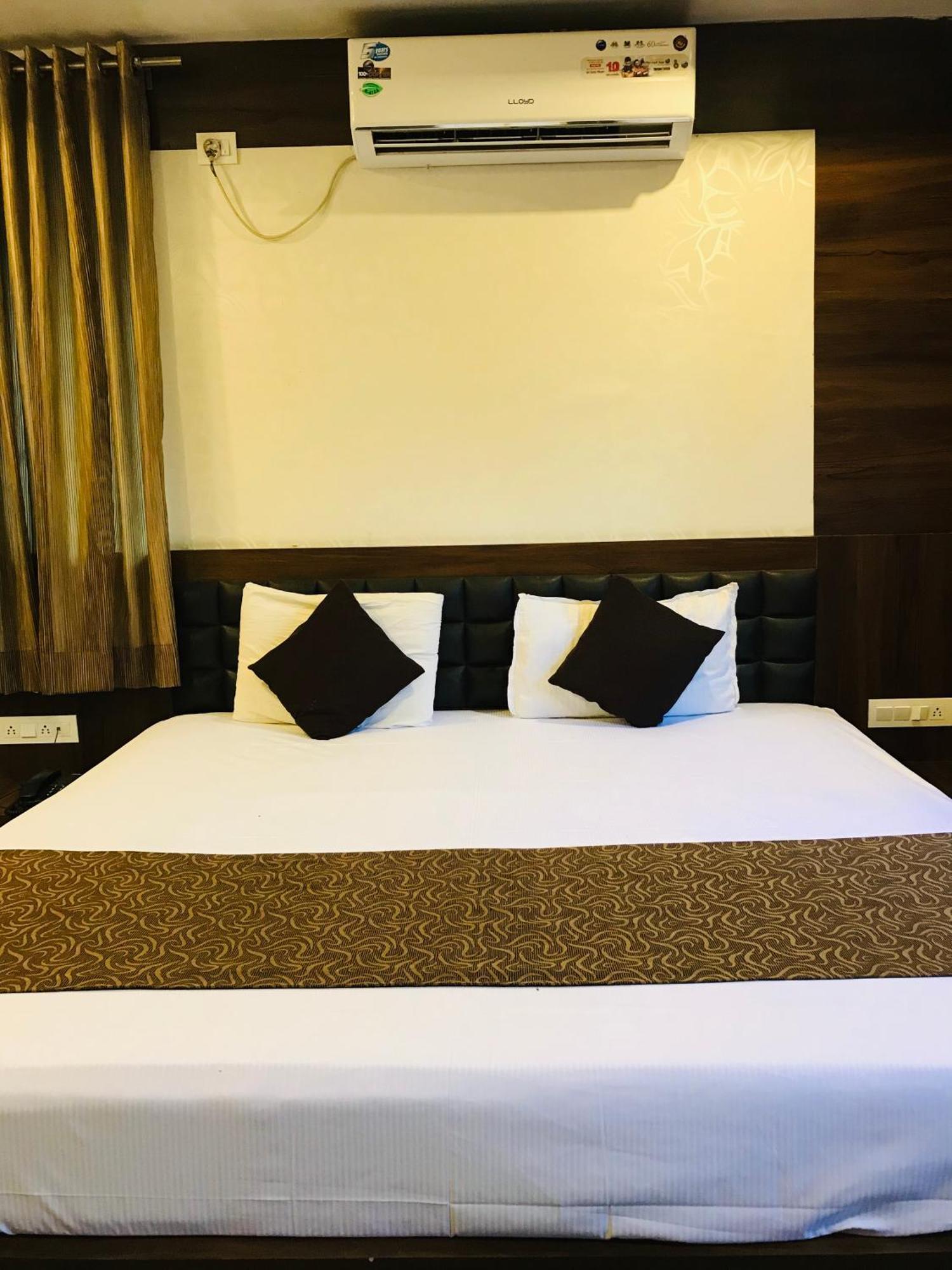Liva Rooms นาสิก ภายนอก รูปภาพ